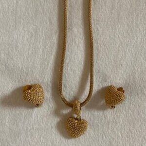 Brand New Vintage E. Pearl (Erwin Pearl) Heart Necklace & Clip-On Earrings Set